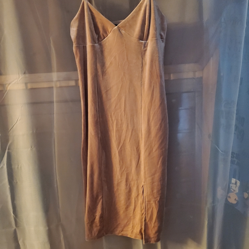 Velour soft pink dress